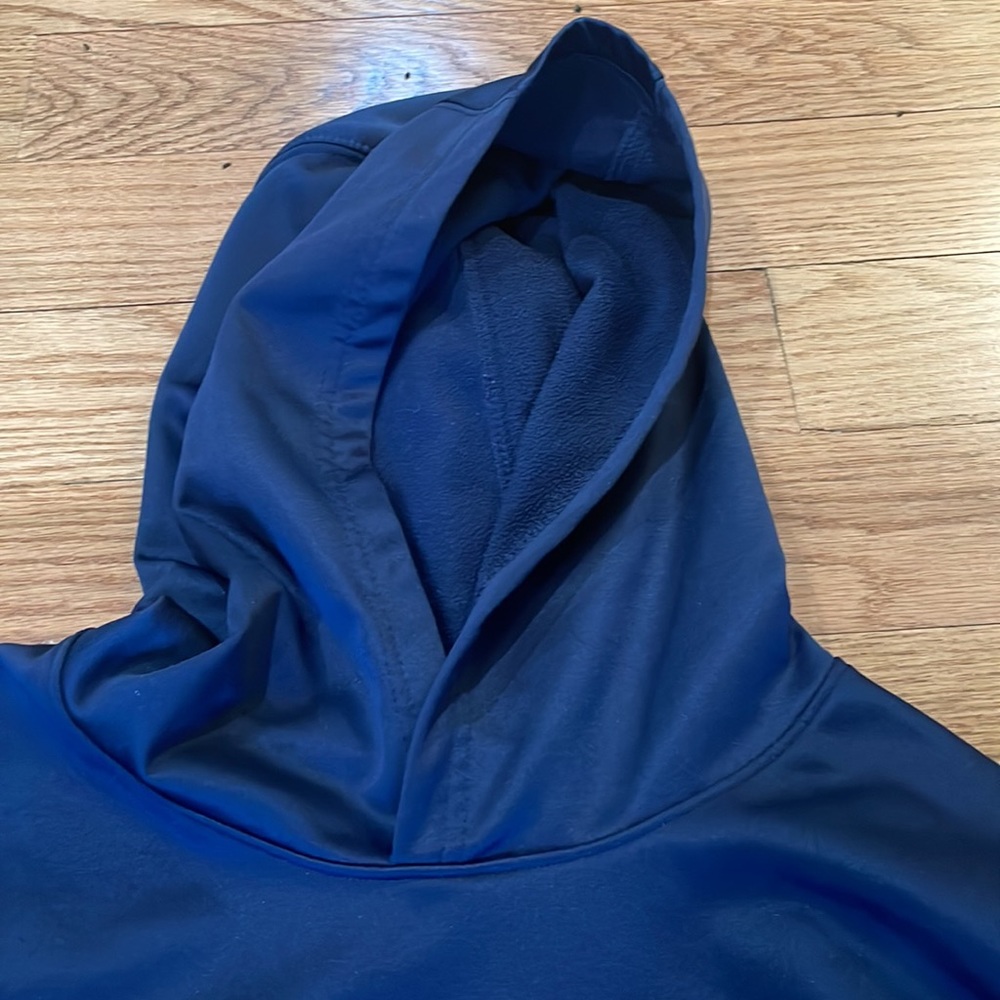 EUC New England Patriots youth hoodie size XL (18-20) - Picture 3 of 4